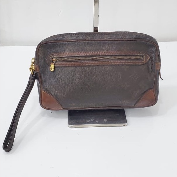 Louis Vuitton unisex clutch purse - Picture 1 of 16